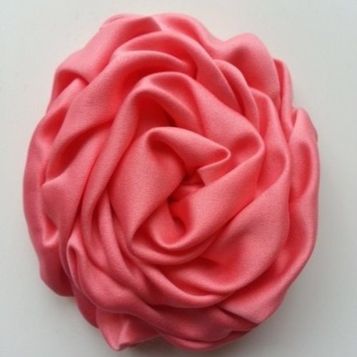 Fleur satin chiffonnée  rose saumon 80mm