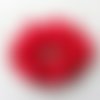 Fleur en tissu centre perle 60 mm rouge