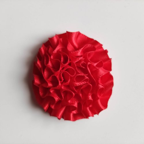 Fleur en ruban de satin  rouge 50mm