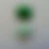 Numéro 33  fleur de satin bouton de rose vert   4 cm