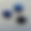 Numéro 25  fleur de satin bouton de rose bleu  4 cm