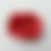 Fleur tissu brillant perle et strass  rouge 50mm