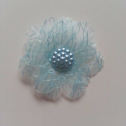 Fleur double  voile   et demi perle fraise 45mm bleu