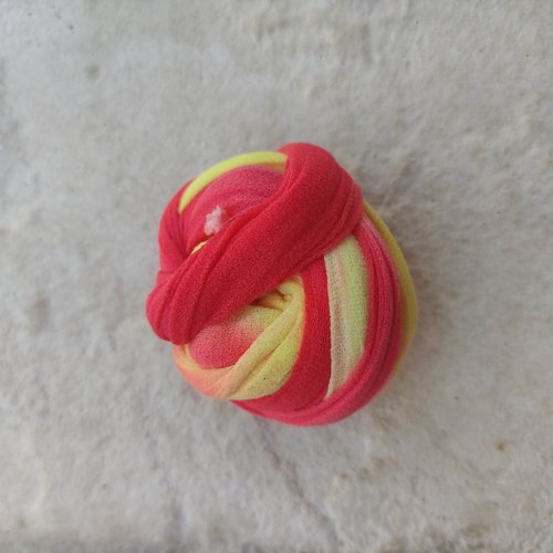 N001002 collant nylon triple couleur pour la création de fleurs, papillons, raquettes dragées