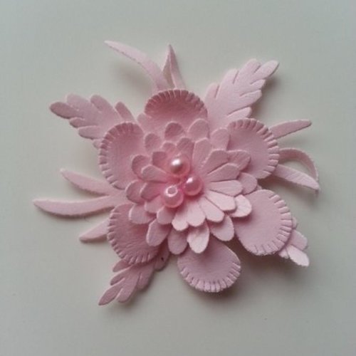 Fleur en simili cuir rose  50mm