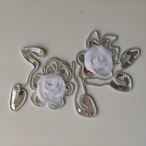 Applique paillette et fleur blanc et argent 18*12cm