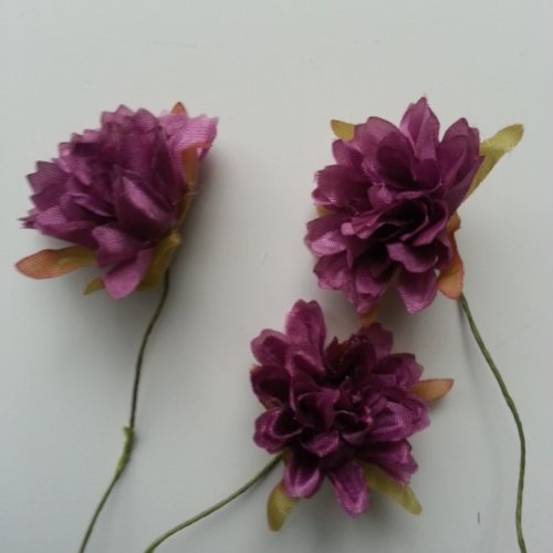 Lot de 3 fleurs artificielles en tissu prune sur tige