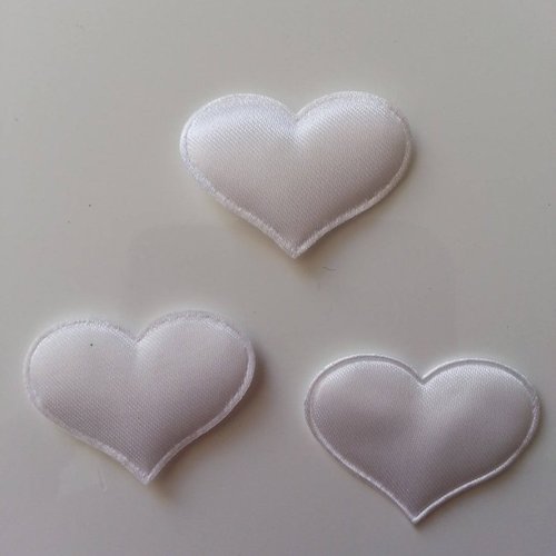 Lot de 3 appliques coeur satin blanc