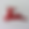 Renne  en tissu holographique rouge    50*40mm