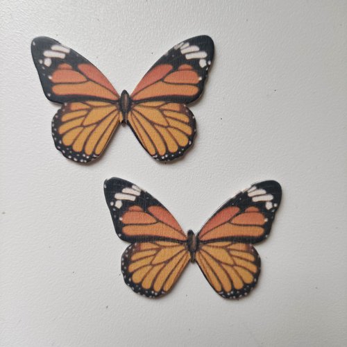 Lot de 2 papillons noir et orange en bois 55*35mm