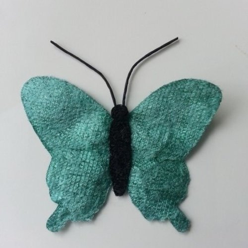 Papillon en tissu vert 35*45mm