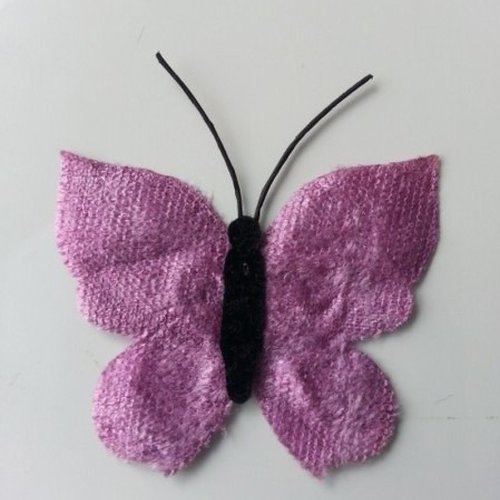 Papillon en tissu mauve 35*45mm