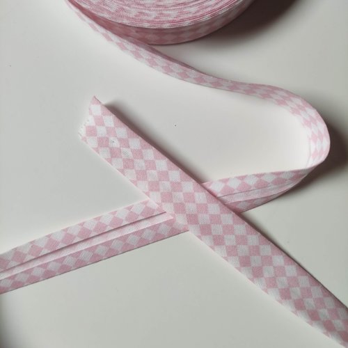 1 mètre de biais blanc à losanges rose 20mm