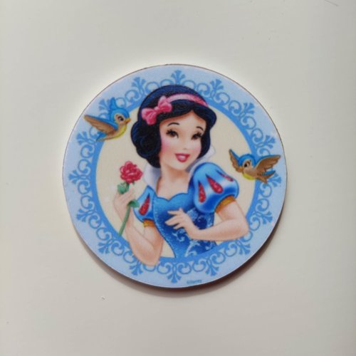 Cabochon plat en résine  princesse blanche neige  40mm
