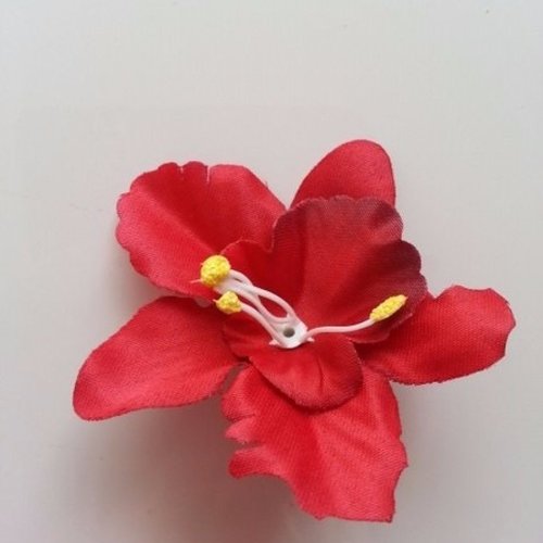 Orchidée artificielle en tissu rouge