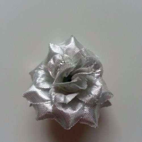 Fleur en tissu de 50mm argent
