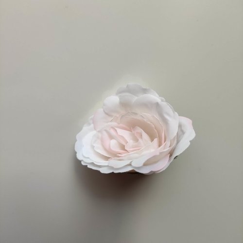 Tête de fleur artificielle en tissu 50mm blanc et rose pale