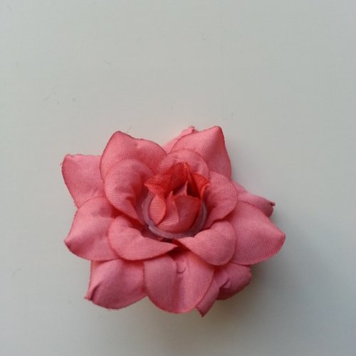 Fleur en tissu de 40mm bordeaux clair