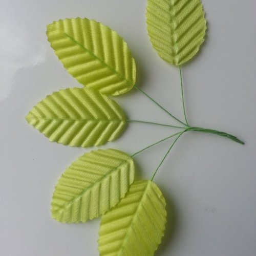 Lot de 5 feuilles artificielles en tissu verte 30*50mm