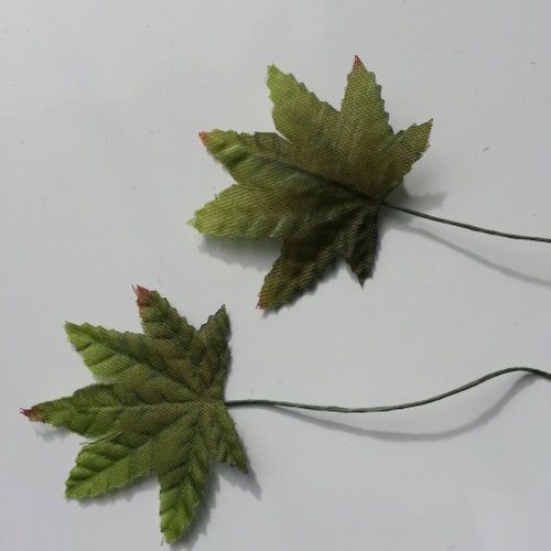 Lot de 2 feuilles artificielles vertes sur tige  50*40mm