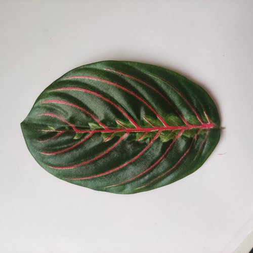 Feuille artificielle en tissu  vertes et rose  7*10 cm