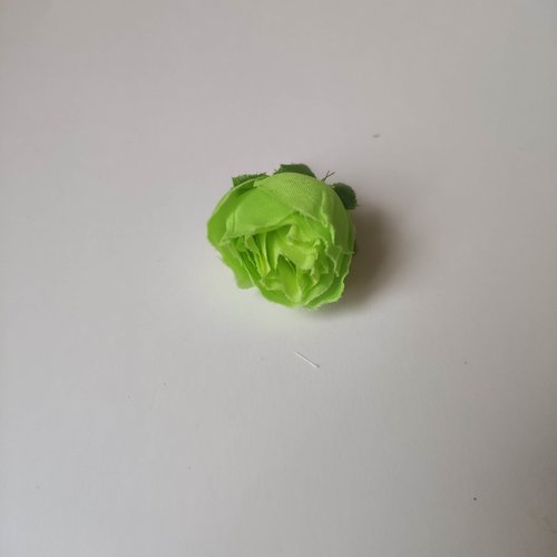 Bouton de fleur en tissu 30mm verte