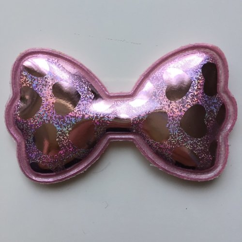 Noeud matelassé en simili brillant coeurs rose a 60*35mm