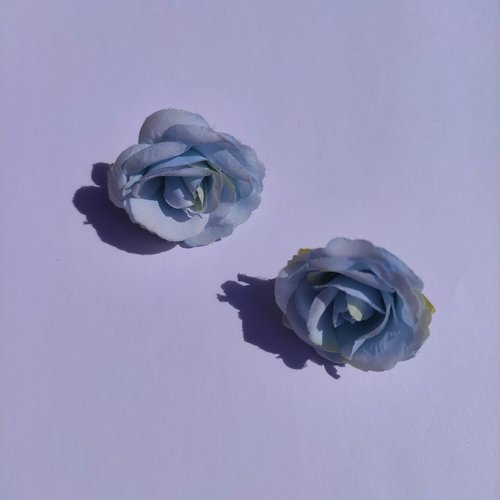 Fleur  en tissu  40mm bleu ciel