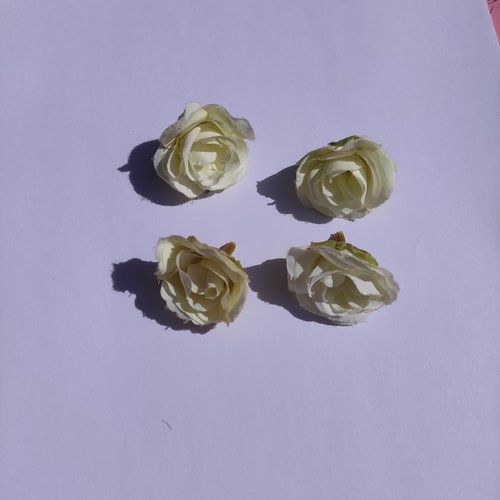 Fleur  en tissu  40mm ivoire