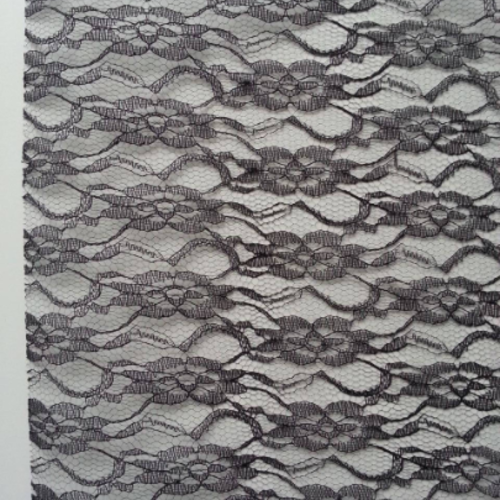 0.5 mètre de dentelle  30cm de largeur noir