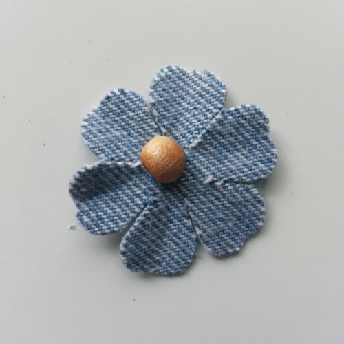 Fleur de 35mm en jean trés clair 