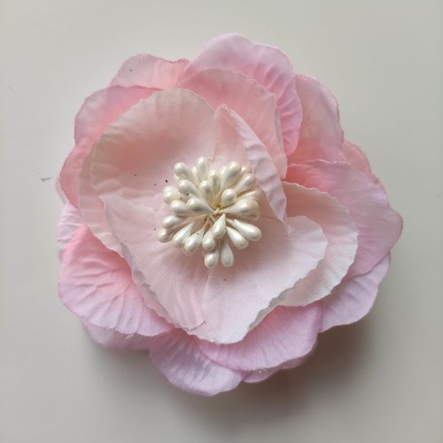 Fleur en tissu et pistils 80mm rose pale