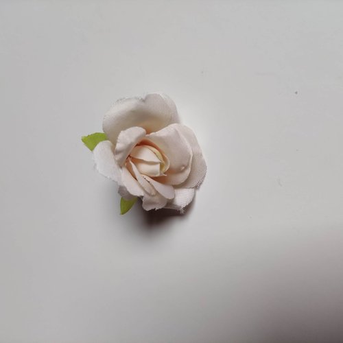 Jolie rose en tissu 40mm peche