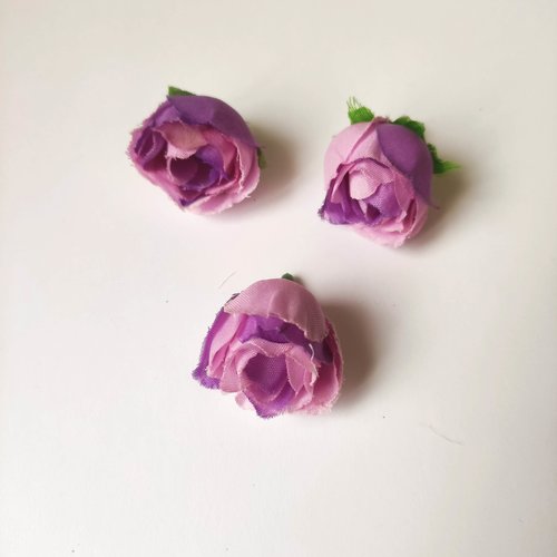 Bouton de fleur en tissu 30mm mauve et violet