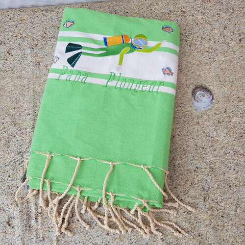 Fouta brodée, fouta, serviette de plage, fouta personnalisée, serviette de plage brodée, personnalisée