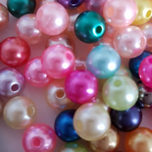 Lot de 25 perles acryliques nacrées
