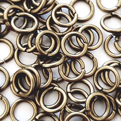 Lot de 100 anneaux de jonction couleur bronze antique.