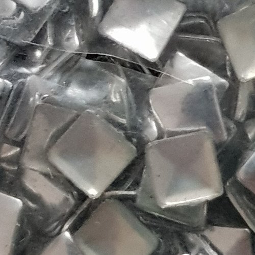Lot de 1000 confettis carrés argentés