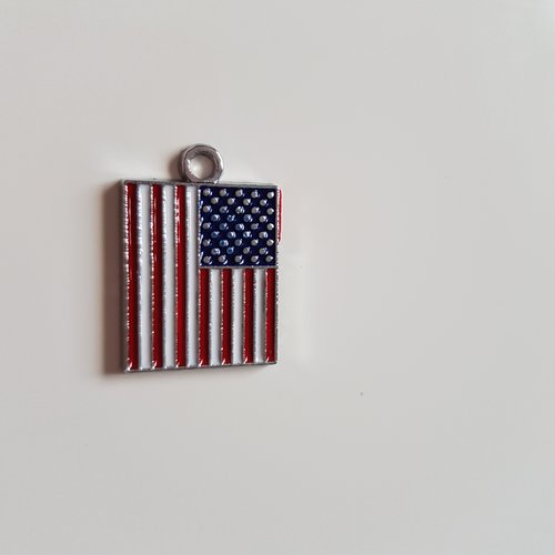 *pendentif argenté émaillé drapeau américain.