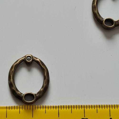 *connecteur ovale coloris bronze antique