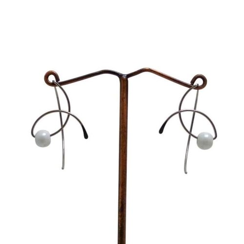 Boucles d'oreille crochet fantaisie minimalistes modernes, blanc, céramique et acier chirurgical