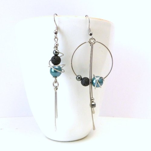 Boucles d'oreilles dépareillées asymétriques vert/bleu, noir, céramique, hématite, lave et acier inoxydable