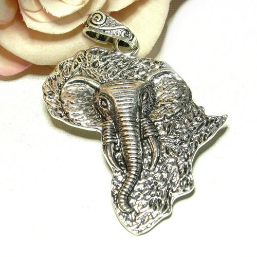 Tête éléphant argenté, pendentif éléphant stylisé, carte afrique éléphant, pendentif hippie bohème, pendentif éléphant, éléphant, hippie