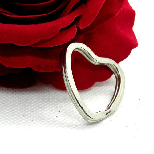 Anneau brisé métal, anneau brisé cœur, anneaux métal ouvrant, anneau coeur ouvert, anneau coeur, anneau brisé, porte clé, porte clef, anneau