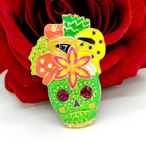 Pendentif tête de mort, pendentif crâne calaveras, pendentif crâne mexicain, tête de mort mexicaine, calaveras doré émaillée, crâne stylisé,