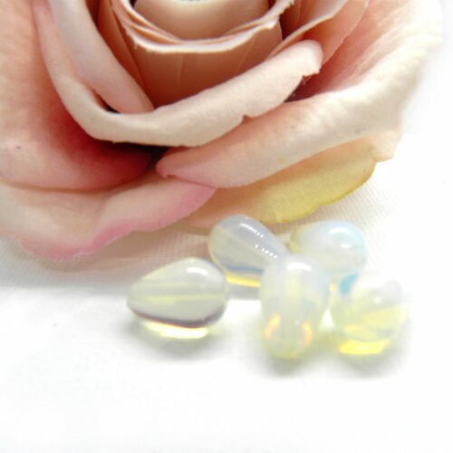 Perles opales poires, opaline pierre naturelle, perle opale véritable, gemmes véritable, opale asie, pierre poire, pierre, opaline, opale