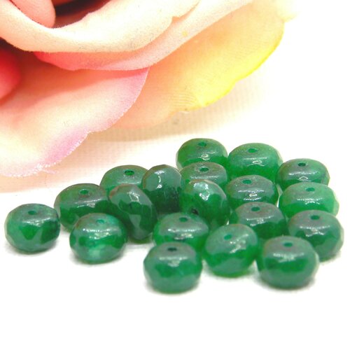 Perle bouton jade, perle jade vert, perle bouton facetté, perle jade, perle ronde, boule jade, jade véritable, pierre d'asie, jade,