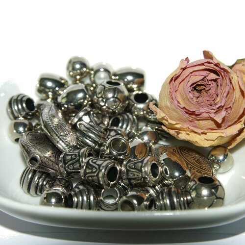 Perle acrylique, perle pendentif, perle en résine, perle percée, perles plastique, lot perle x50, perle taille diverse