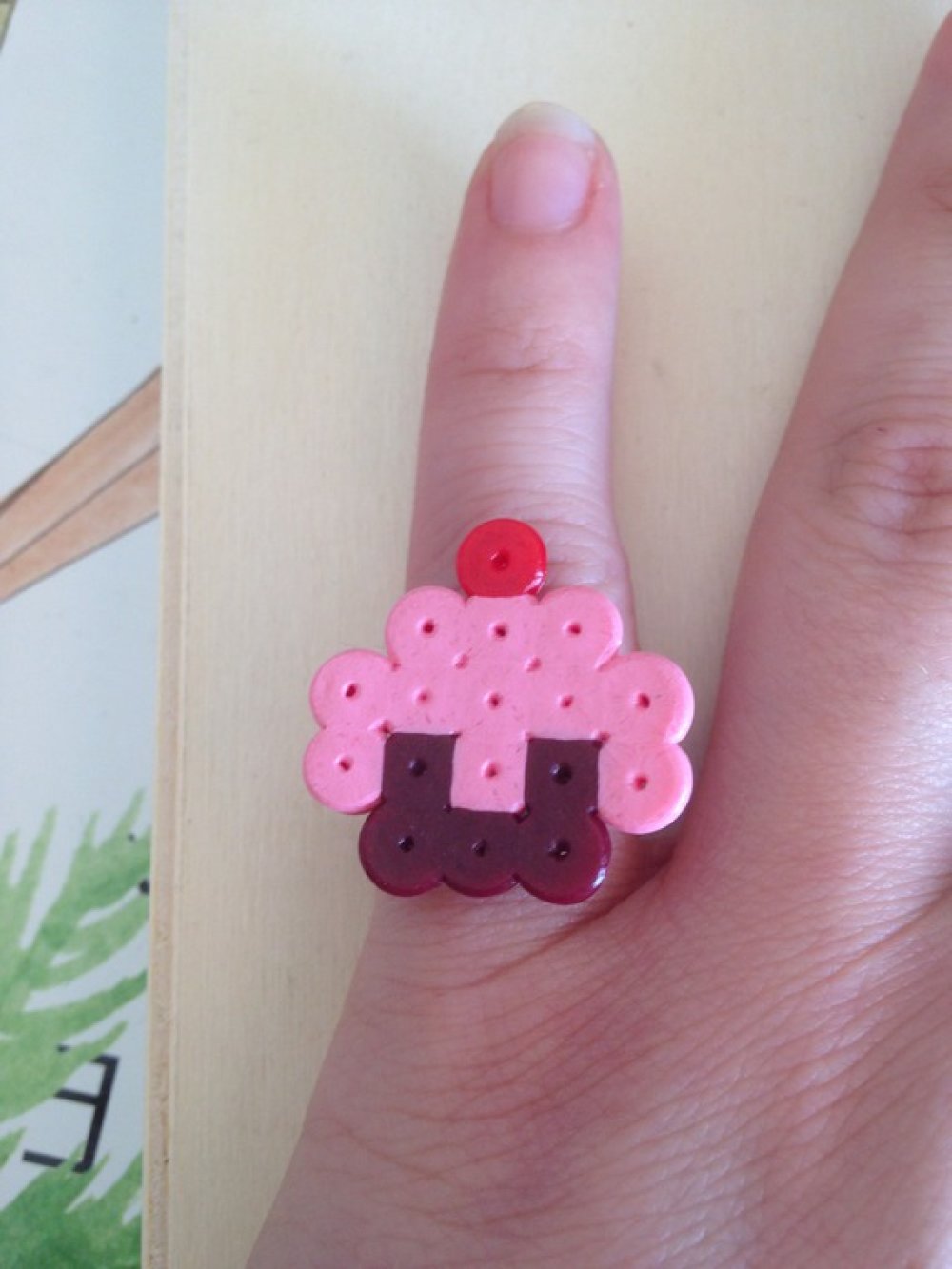 Bague Reglable Originale Pixel Gateau Cupcake Cerise Un Grand Marche