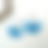 Boucles d'oreilles pompon bleu, dormeuses acier inoxydable